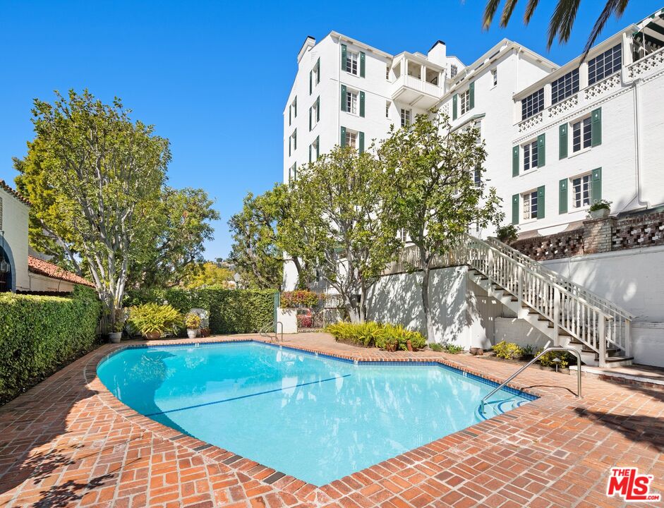 1416 Havenhurst Dr Unit: 1C