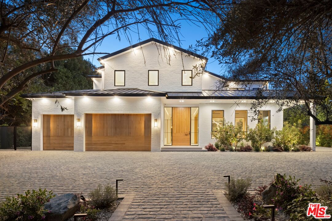 115 S Rockingham Ave