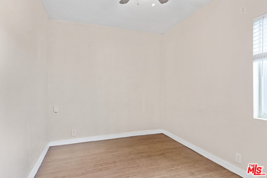 2818 W Jefferson Blvd