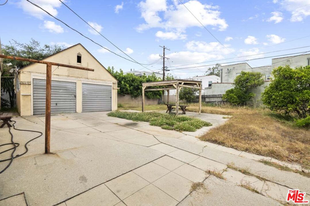 1601 S Shenandoah St