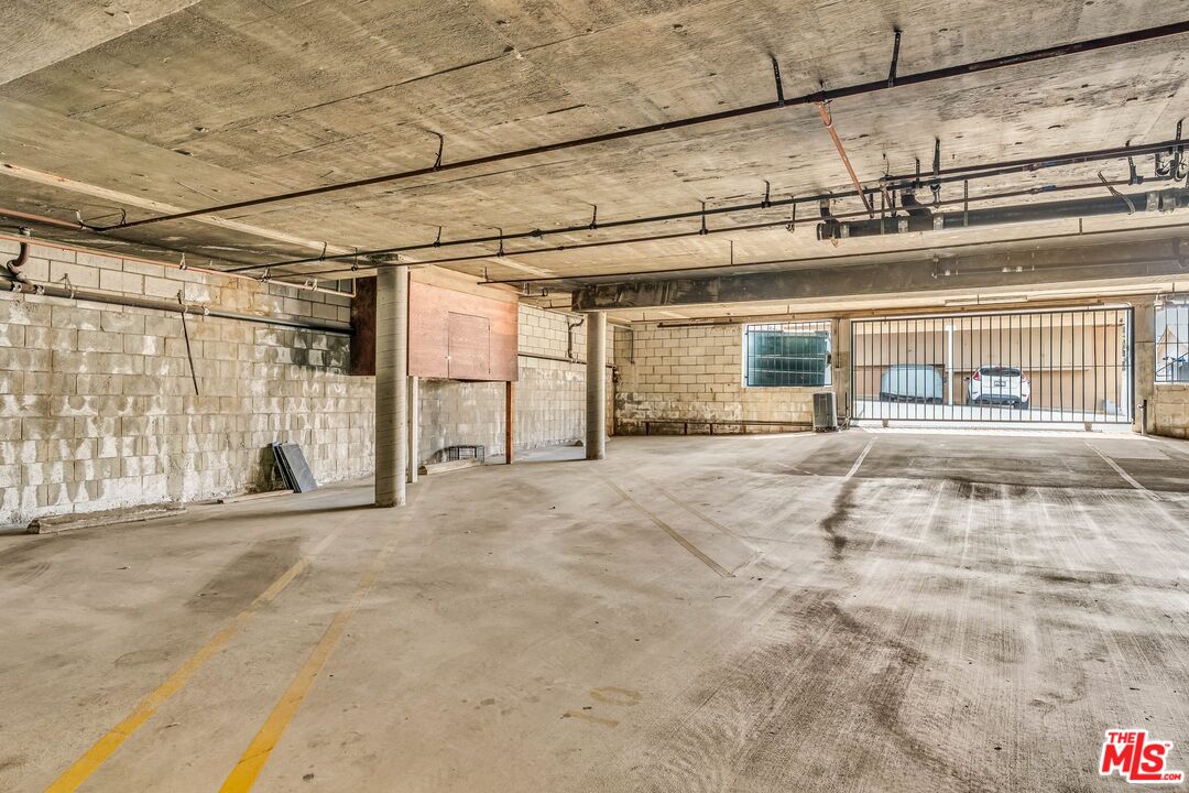 456 E Magnolia Blvd Unit: E