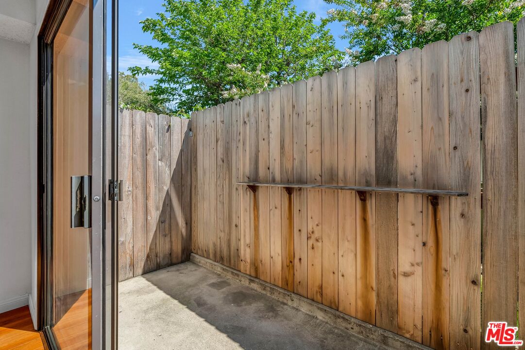 456 E Magnolia Blvd Unit: E