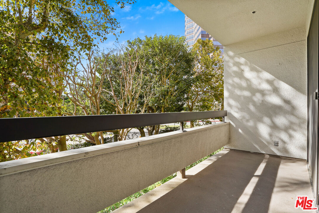 2102 Century Park Ln Unit: 213