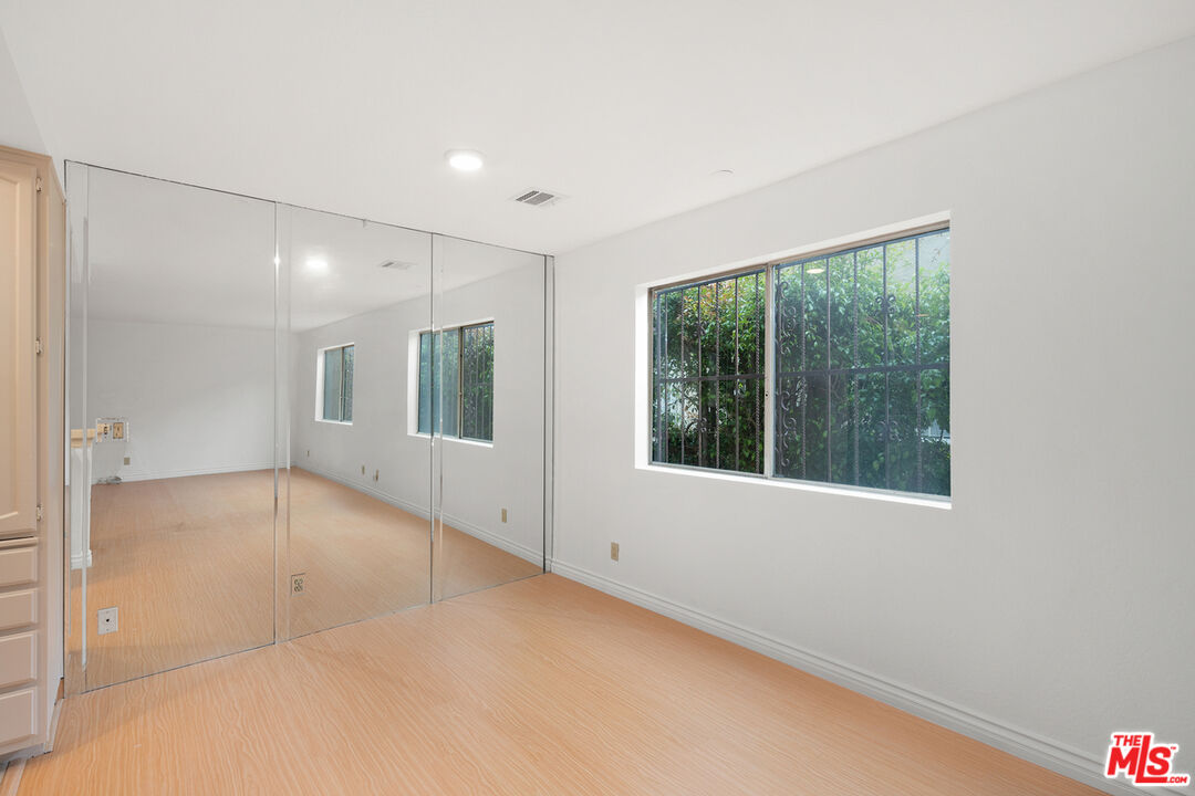 839 S Holt Ave Unit: 104