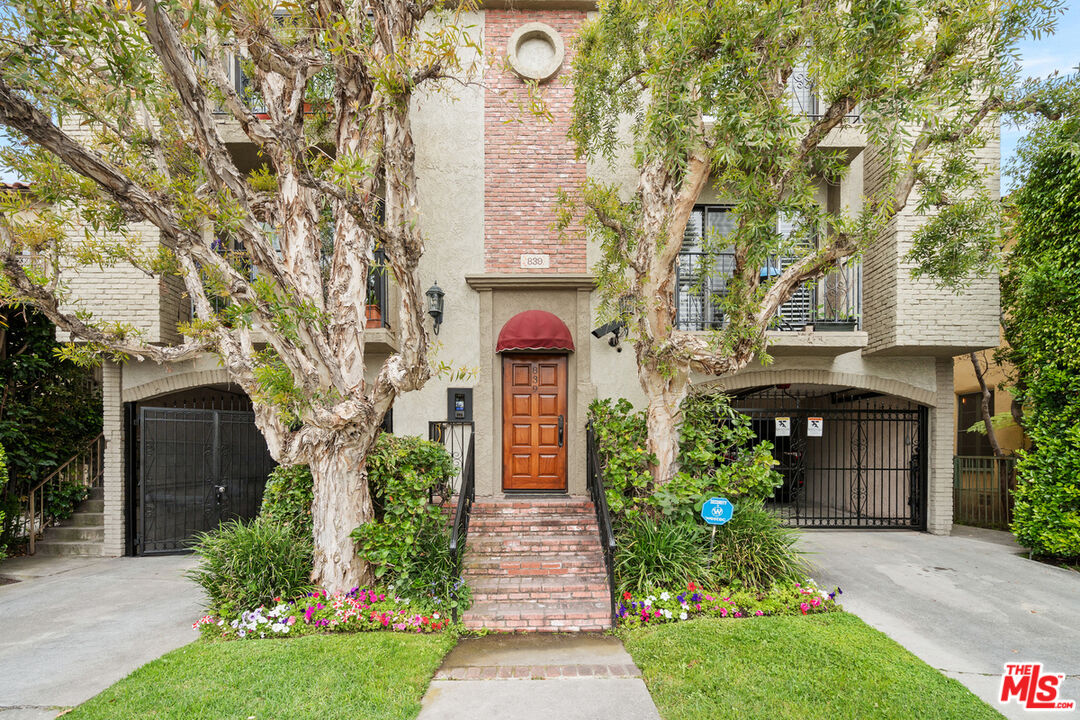 839 S Holt Ave Unit: 104