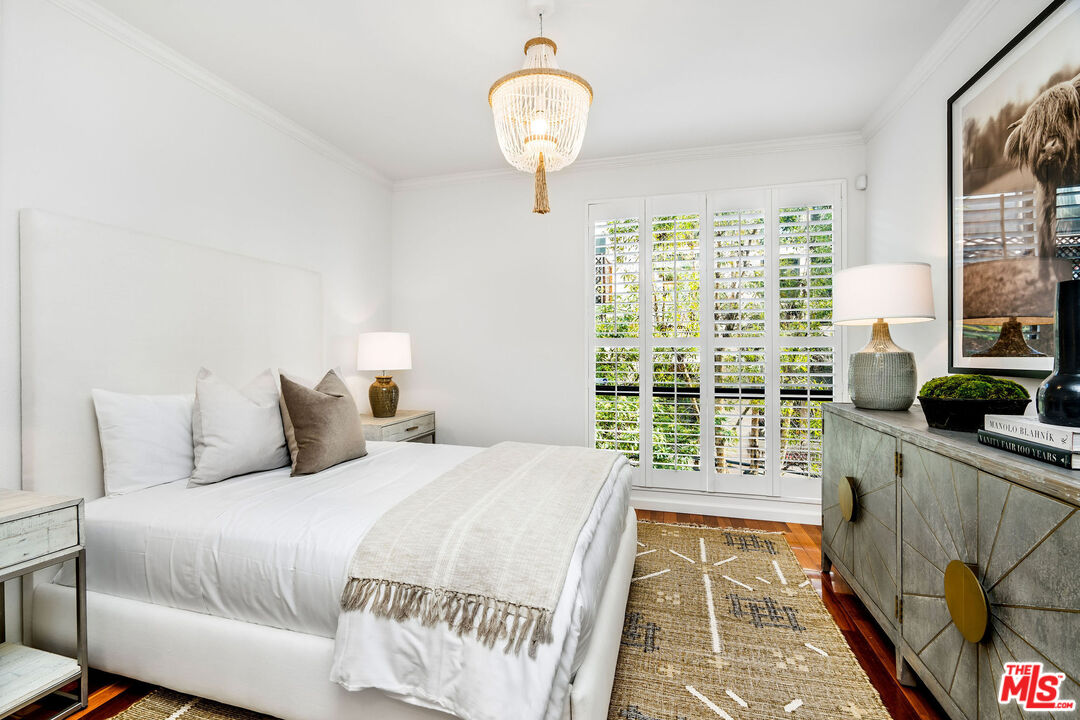 1830 Westholme Ave Unit: 204