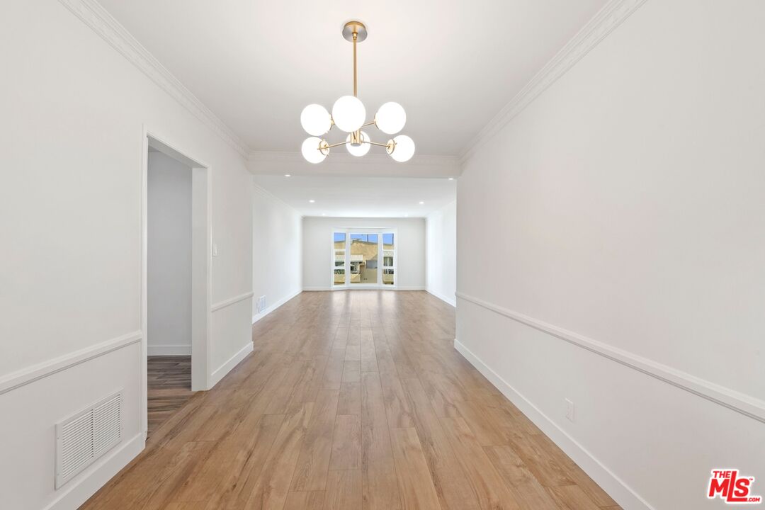 1250 N Crescent Heights Blvd Unit: 1