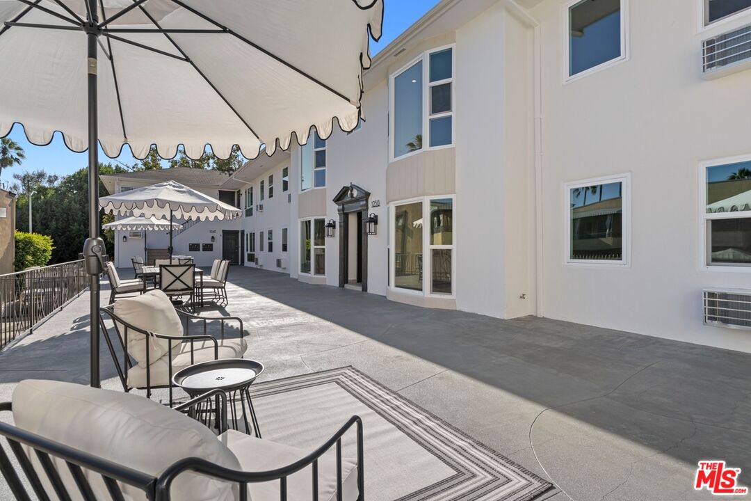 1250 N Crescent Heights Blvd Unit: 1