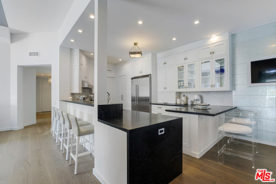 10100 Empyrean Way Unit: 301