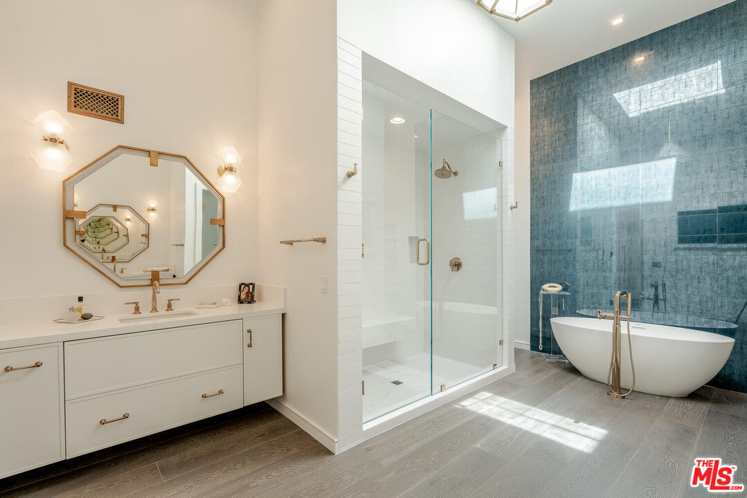 10100 Empyrean Way Unit: 301