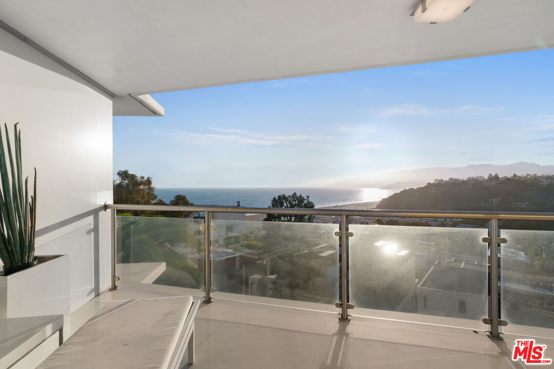 201 Ocean Ave Unit: 409P