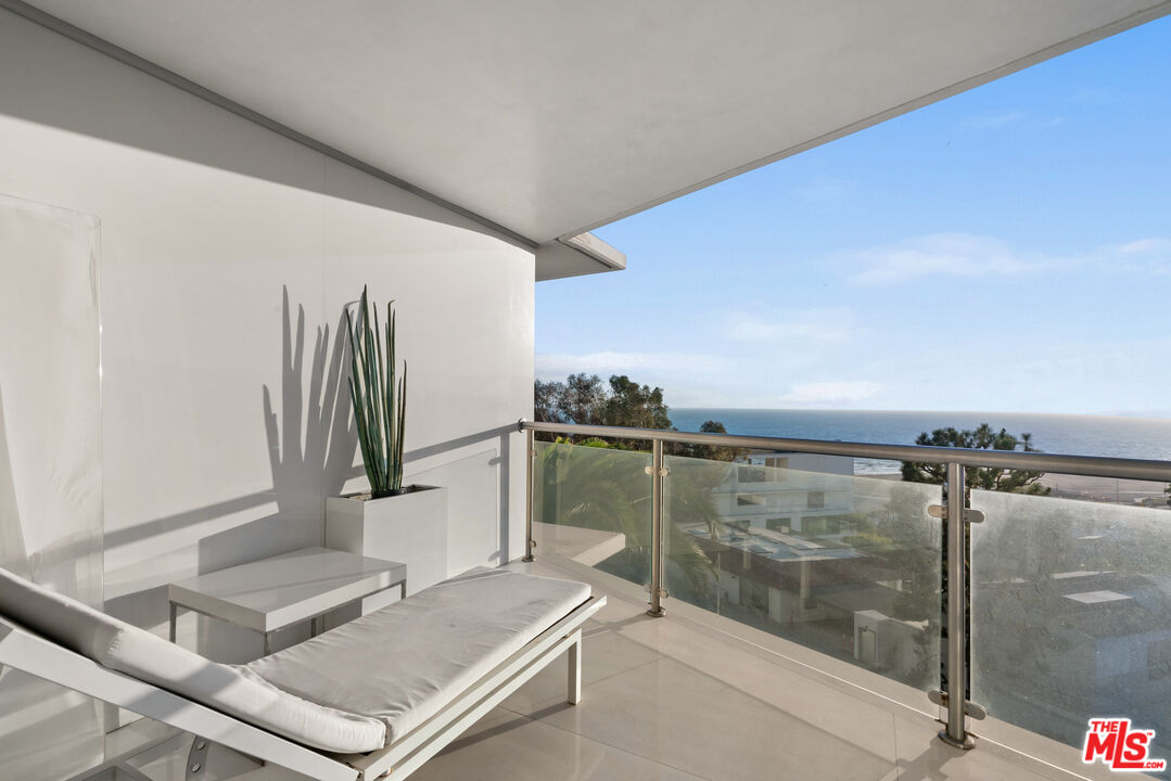 201 Ocean Ave Unit: 409P