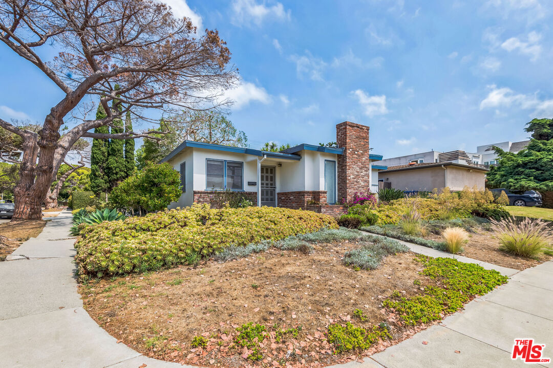 12753 Appleton Way