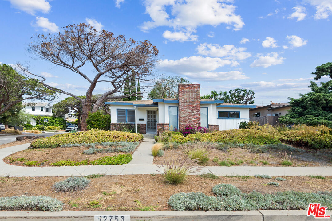 12753 Appleton Way