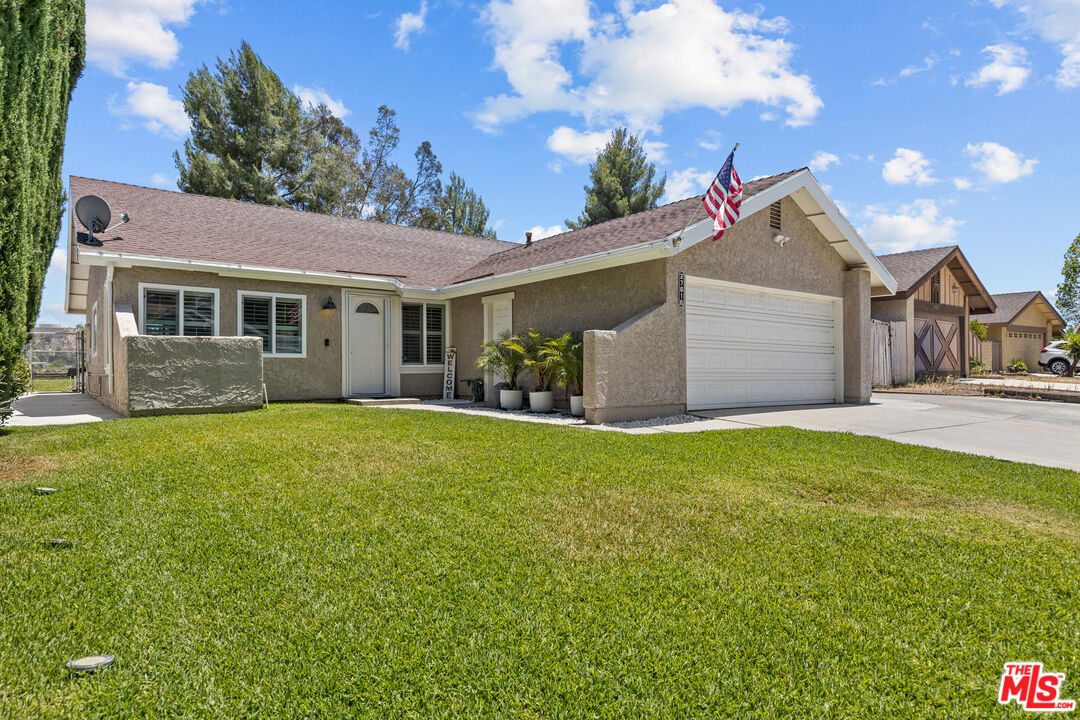 27616 Maple Ridge Cir