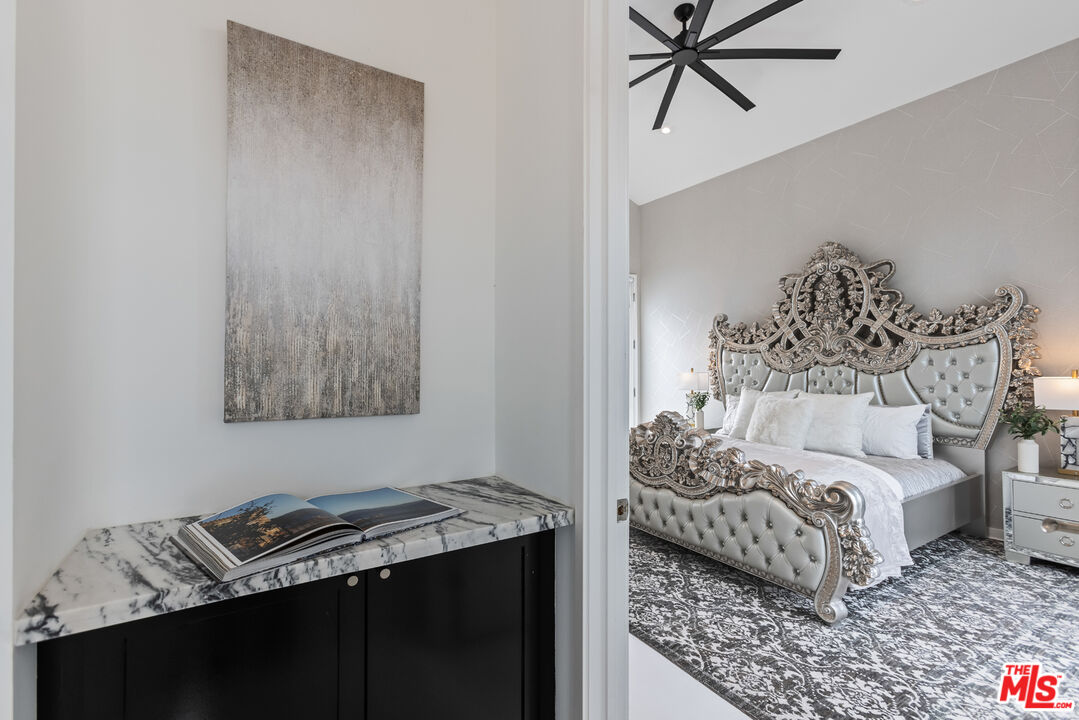 5400 Playa Vista Dr Unit: 23