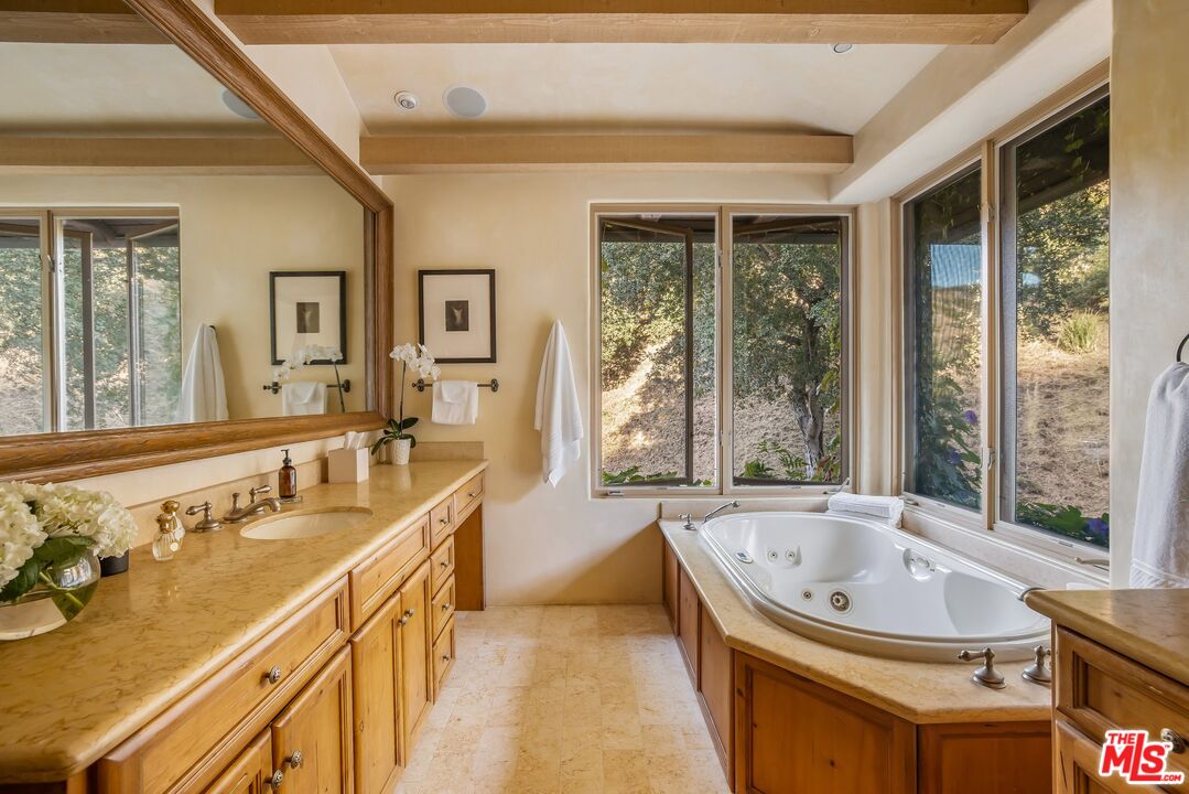 13126 Garden Land Rd