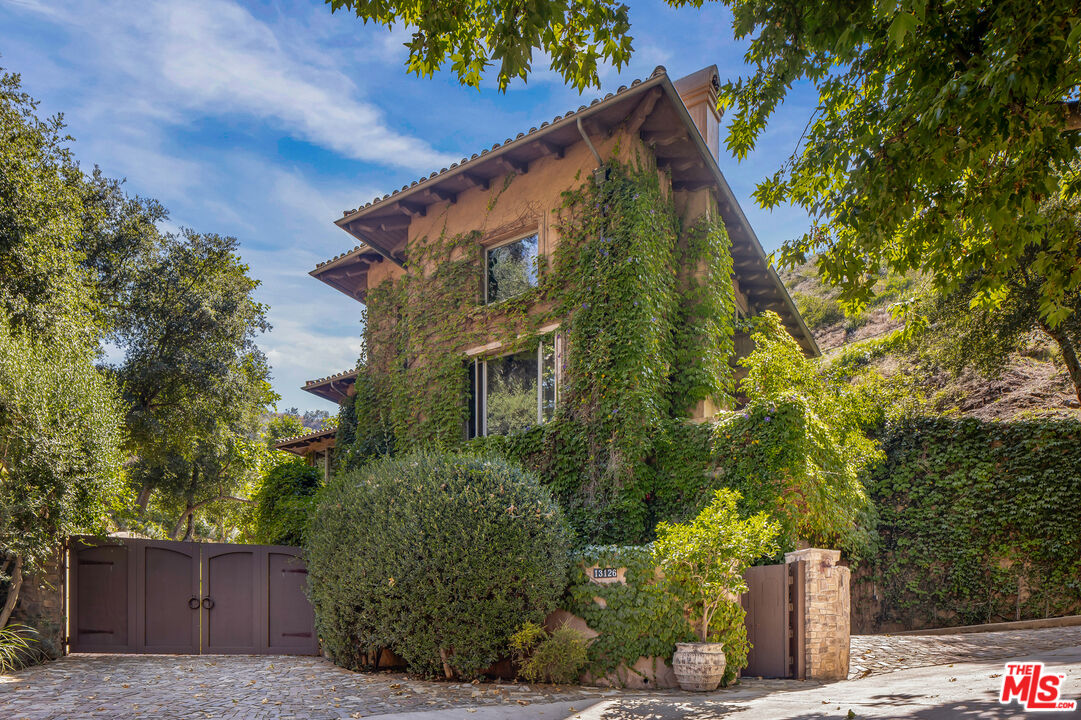 13126 Garden Land Rd