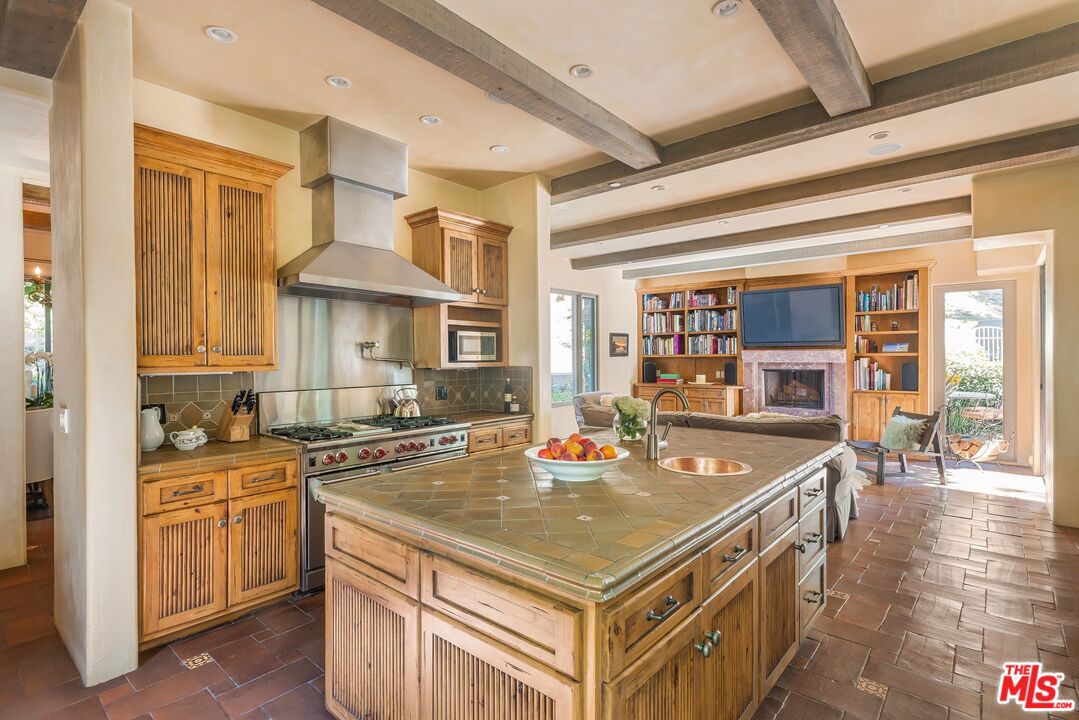 13126 Garden Land Rd