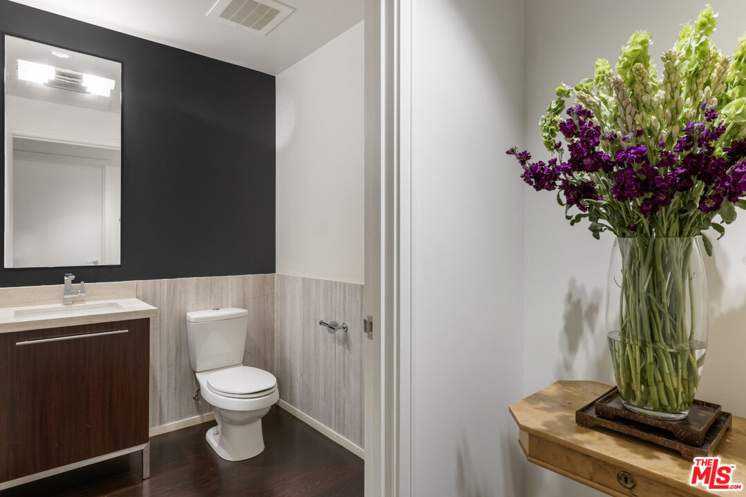 1155 S Grand Ave Unit: 1801