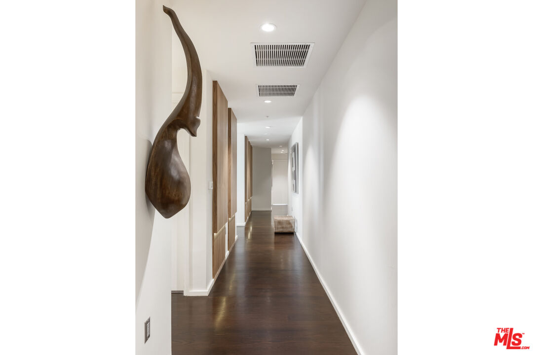 1155 S Grand Ave Unit: 1801