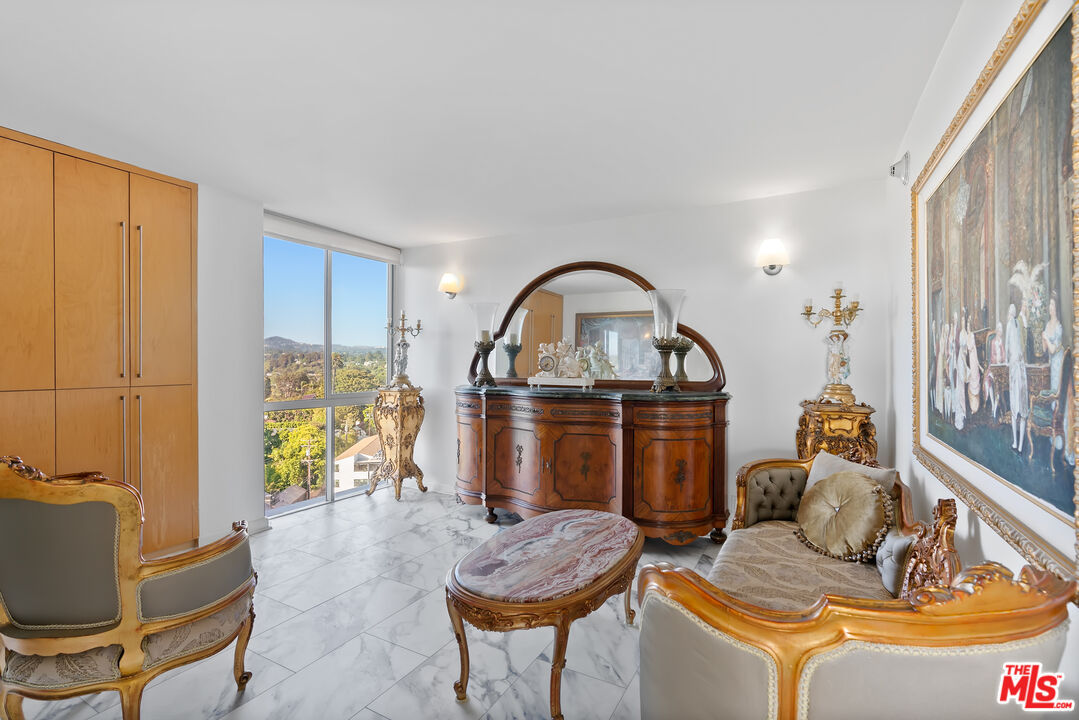 201 Ocean Ave Unit: 1204B