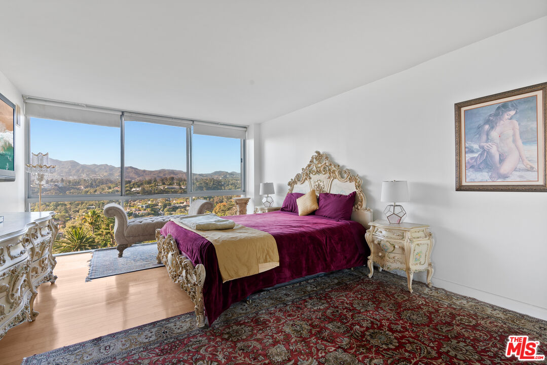 201 Ocean Ave Unit: 1204B