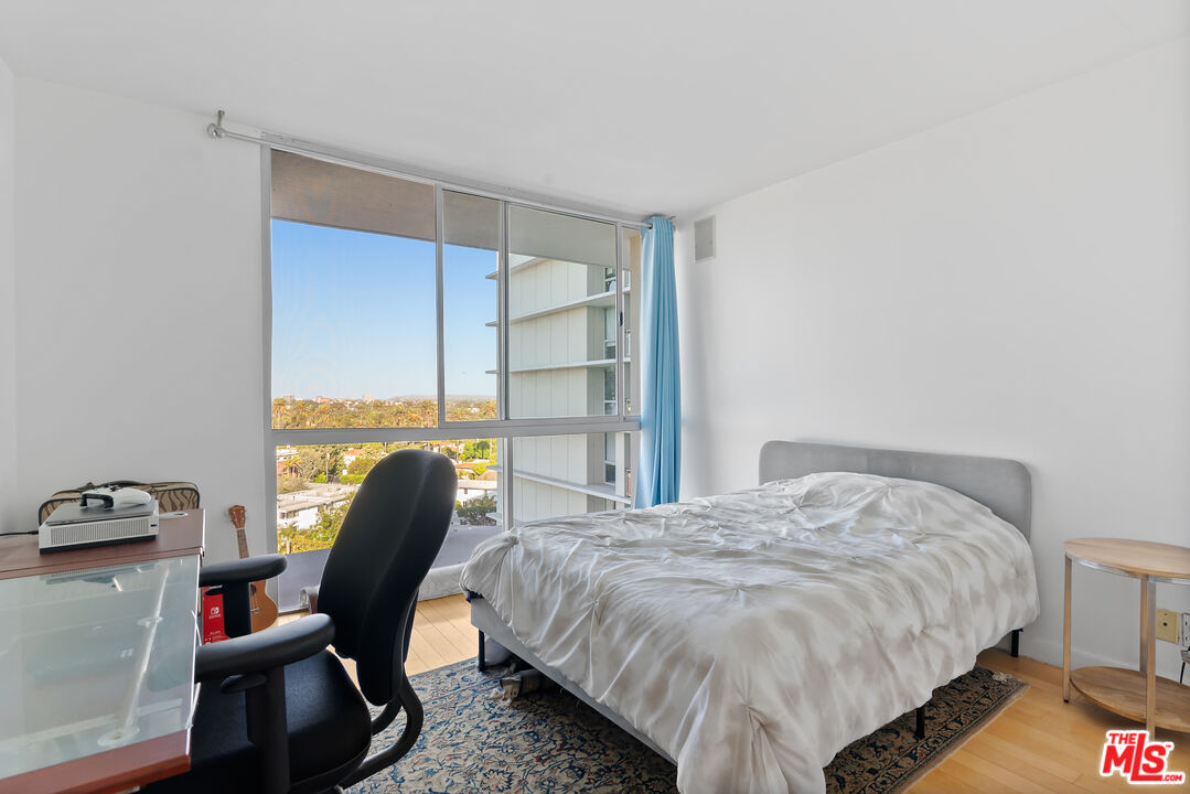 201 Ocean Ave Unit: 1204B