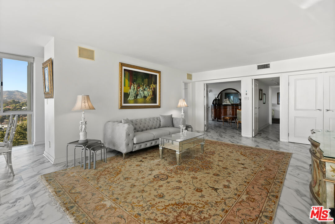 201 Ocean Ave Unit: 1204B