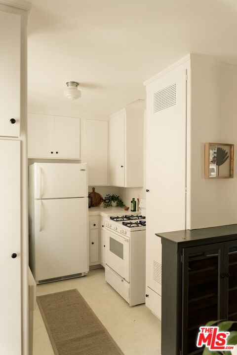 2910 Arizona Ave Unit: 1