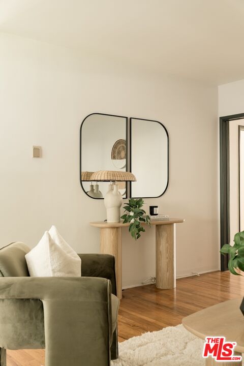 2910 Arizona Ave Unit: 1