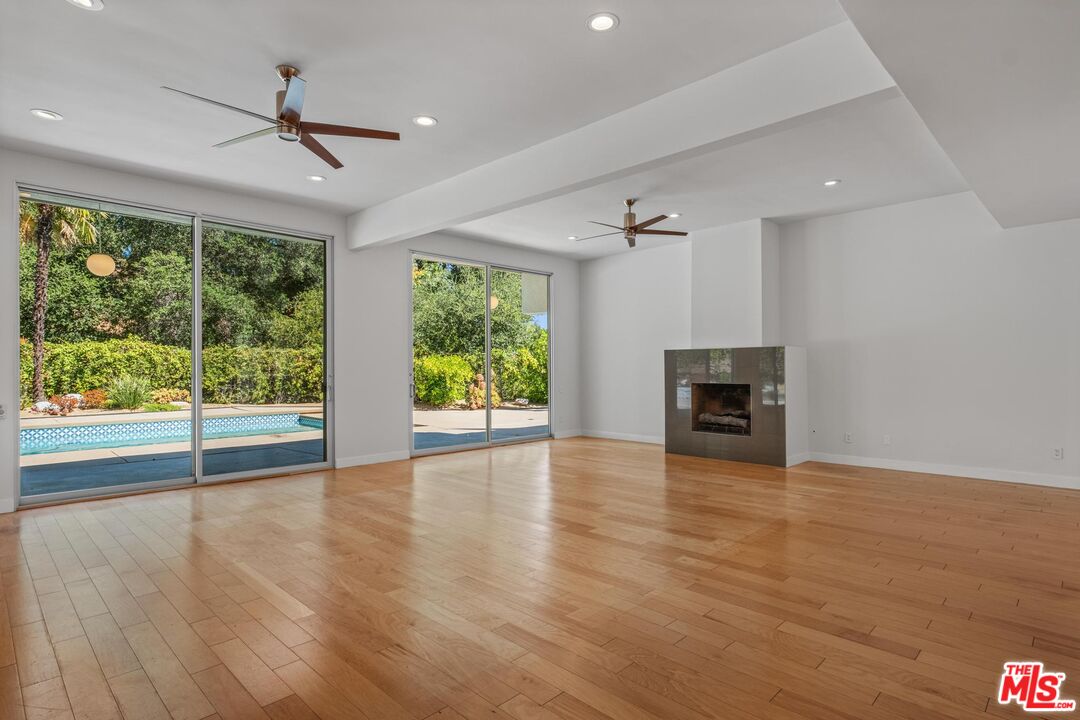 4207 Michelangelo Ave