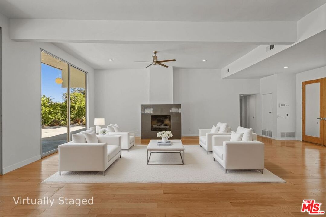 4207 Michelangelo Ave