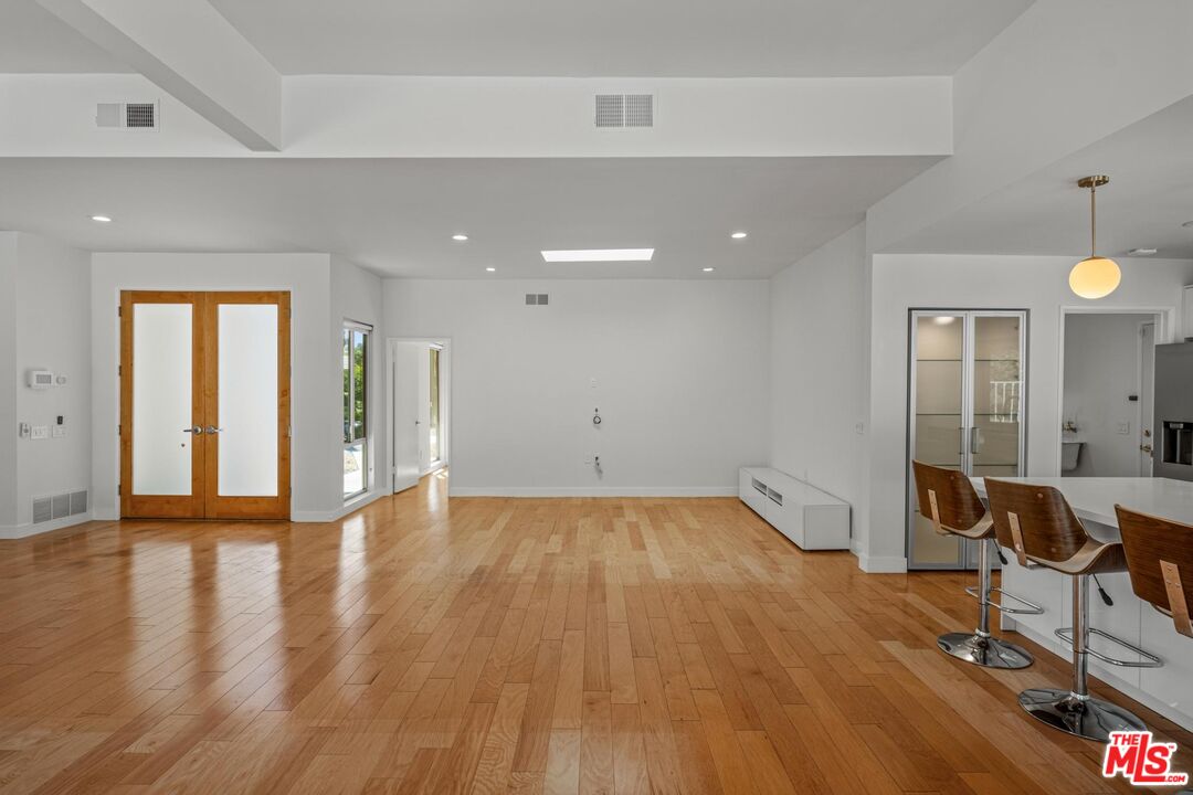 4207 Michelangelo Ave