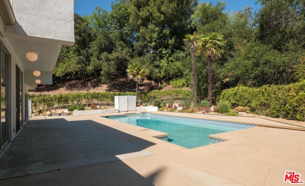 4207 Michelangelo Ave