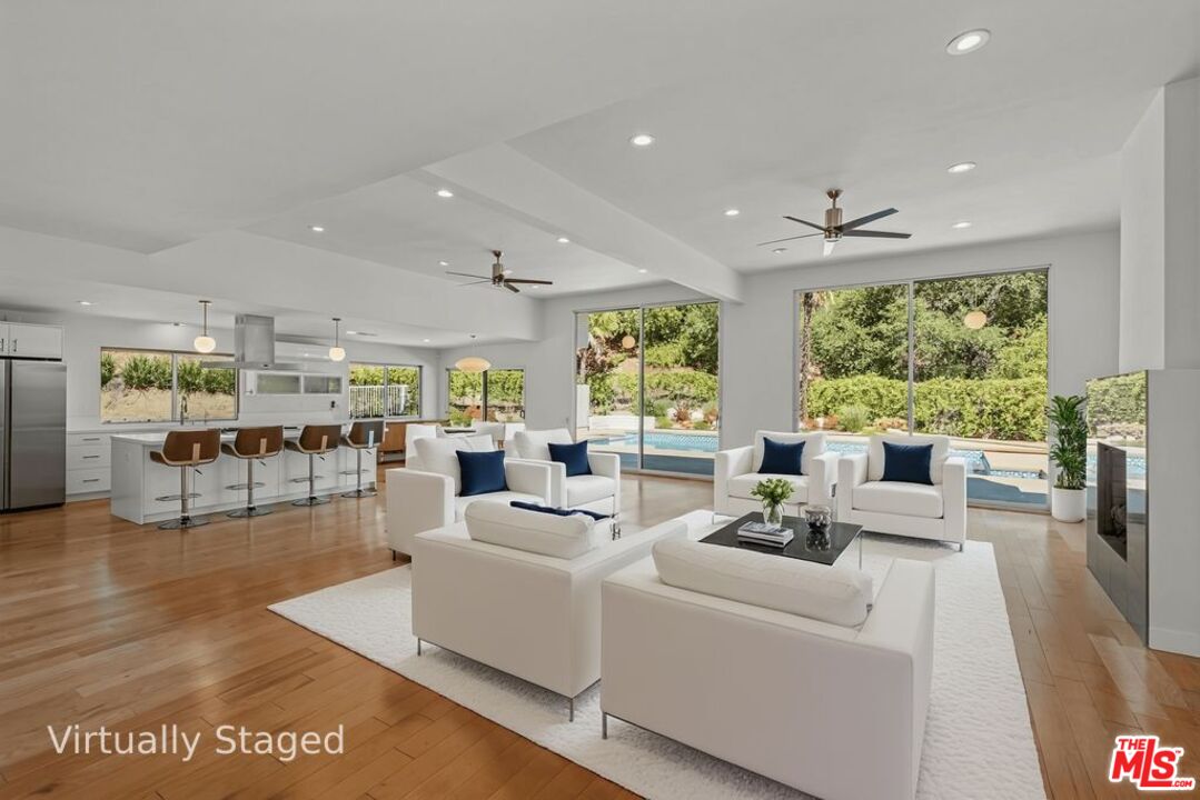 4207 Michelangelo Ave