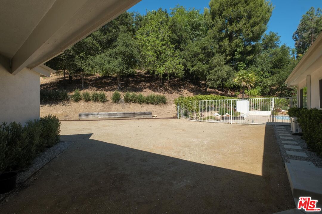 4207 Michelangelo Ave