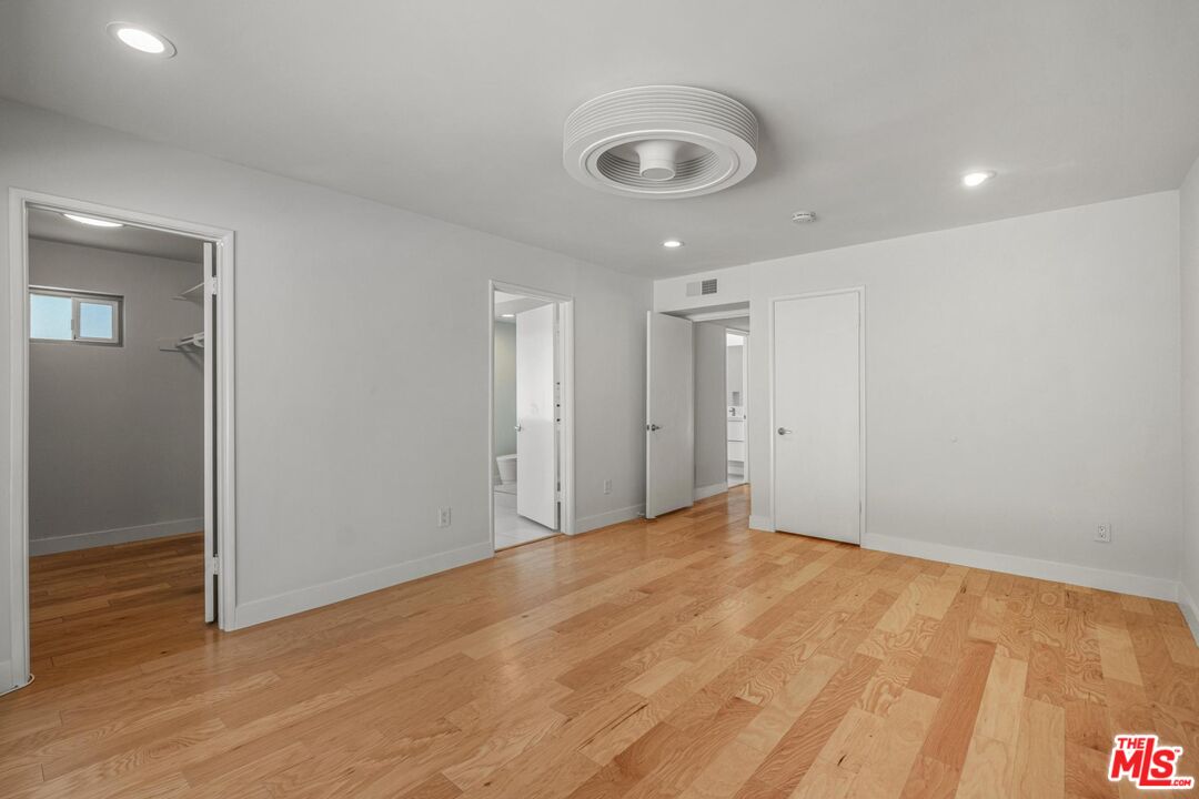 4207 Michelangelo Ave