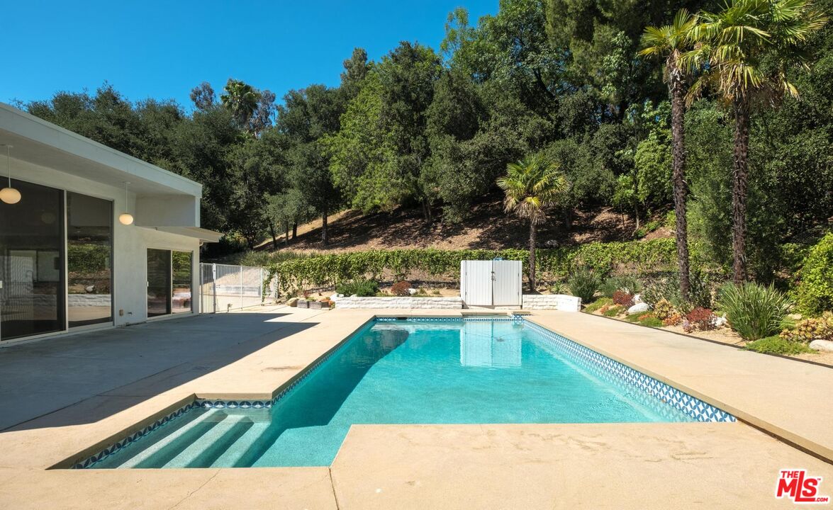 4207 Michelangelo Ave