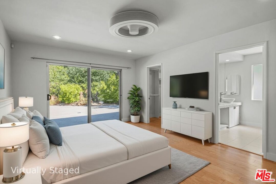 4207 Michelangelo Ave