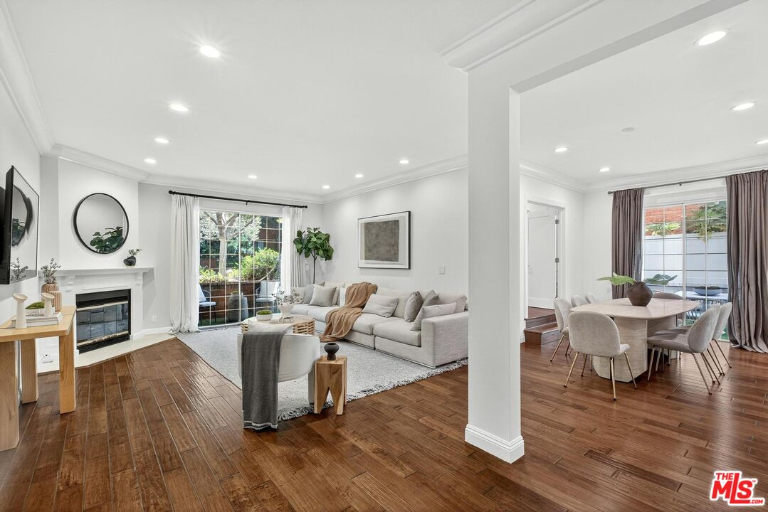 315 N Swall Dr Unit: 103