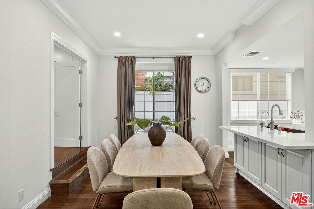 315 N Swall Dr Unit: 103