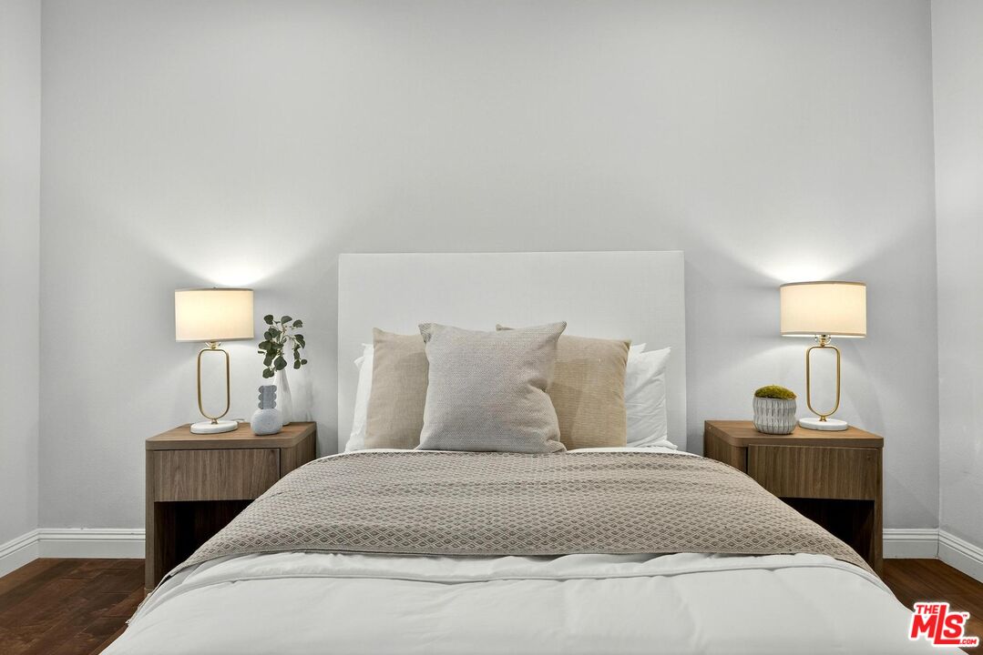 315 N Swall Dr Unit: 103