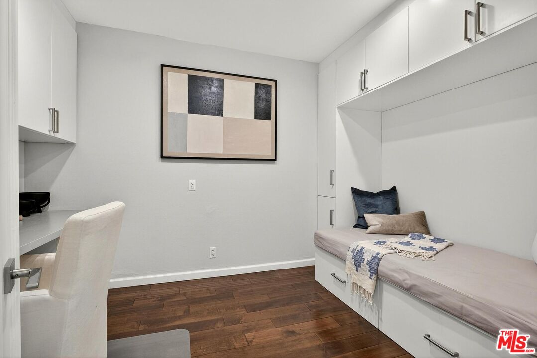 315 N Swall Dr Unit: 103