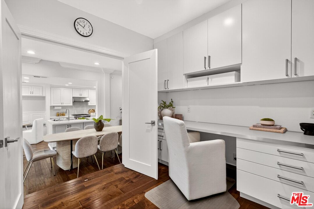 315 N Swall Dr Unit: 103