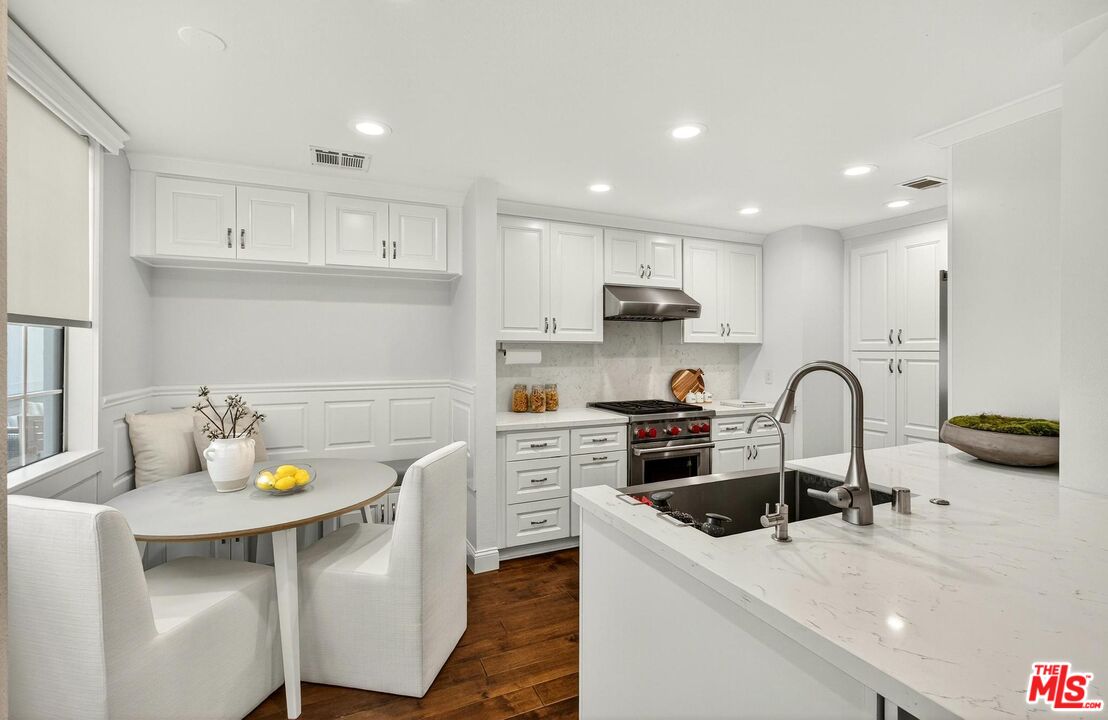 315 N Swall Dr Unit: 103