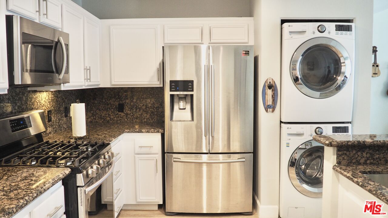 13200 Pacific Promenade Prome Unit: 415