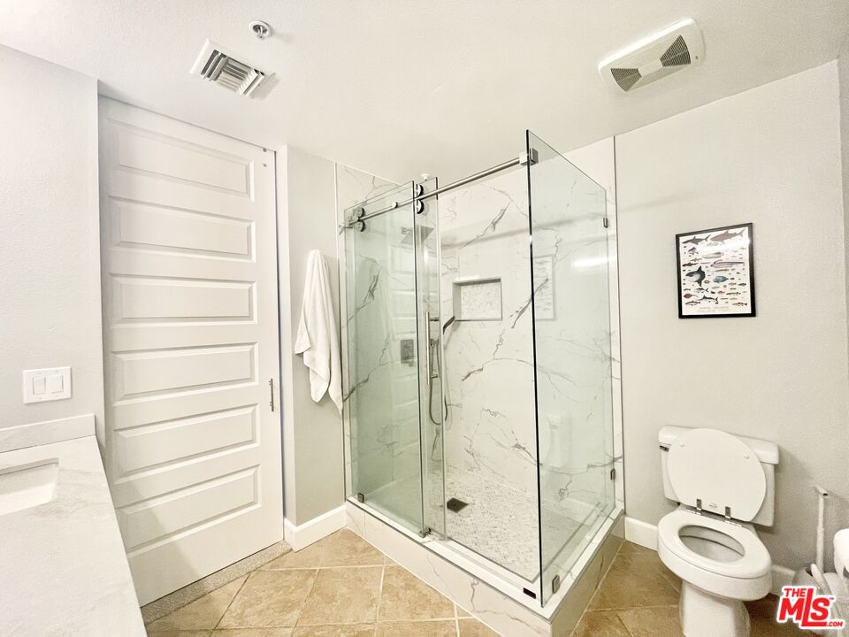 13200 Pacific Promenade Prome Unit: 415