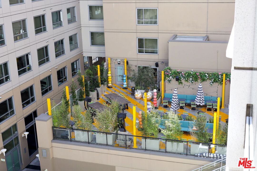 6250 Hollywood Blvd Unit: 5J