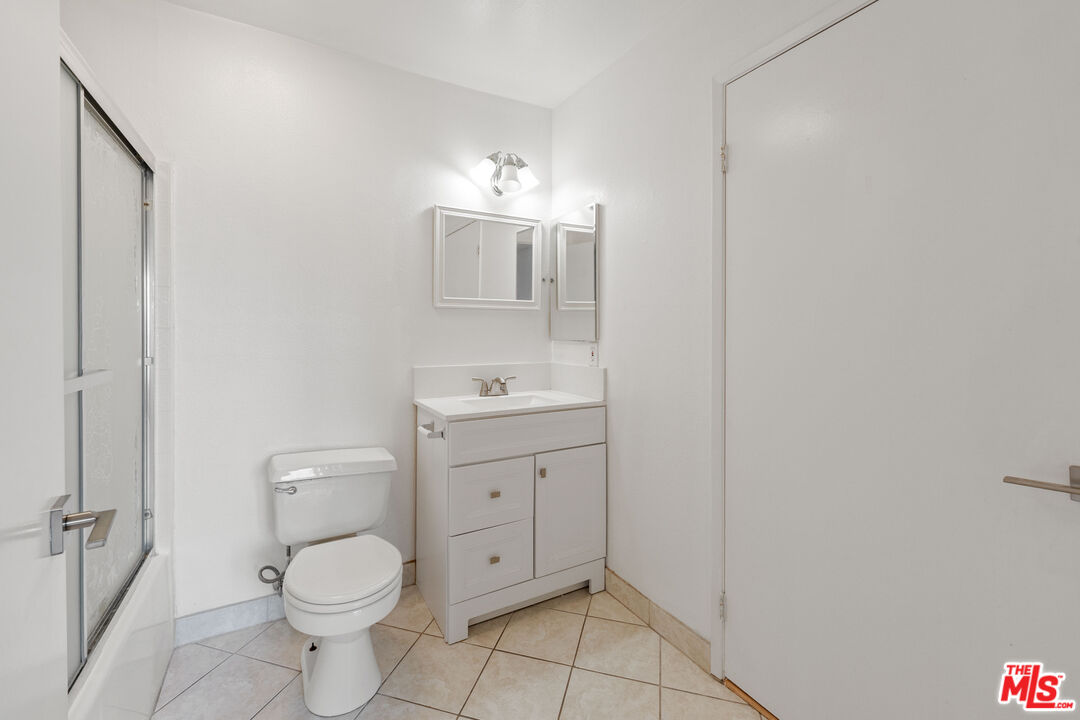 11975 Texas Ave Unit: 202